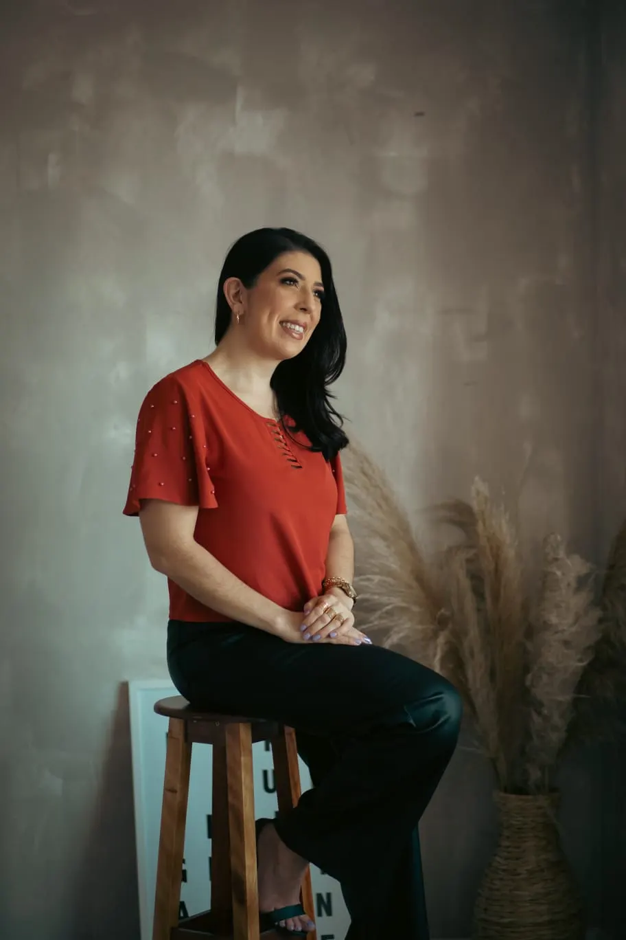 Ana Talita Costa Ribas em seu consultório